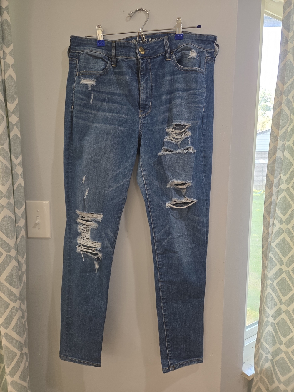 American Eagle Outfitters Hi-Rise Jeggings